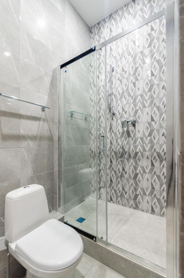 קייב View Smart Apartment Kvartet Railway Station 4D מראה חיצוני תמונה